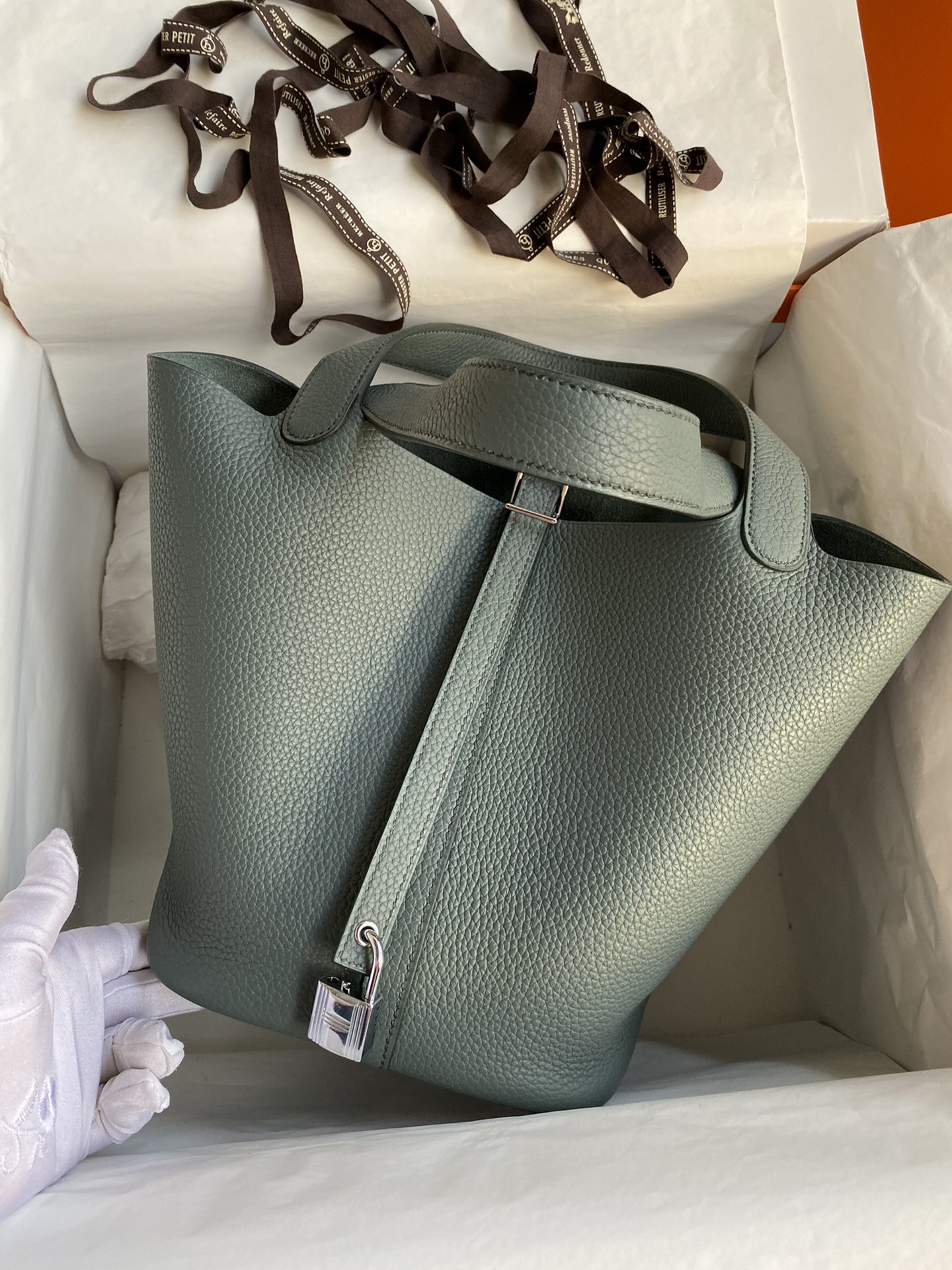 Hermes Picotin Lock 22 Bag In Pelouse Clemence Leather